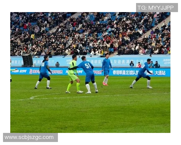 足球明星们这个夏天的度假之旅揭秘与精彩瞬间分享