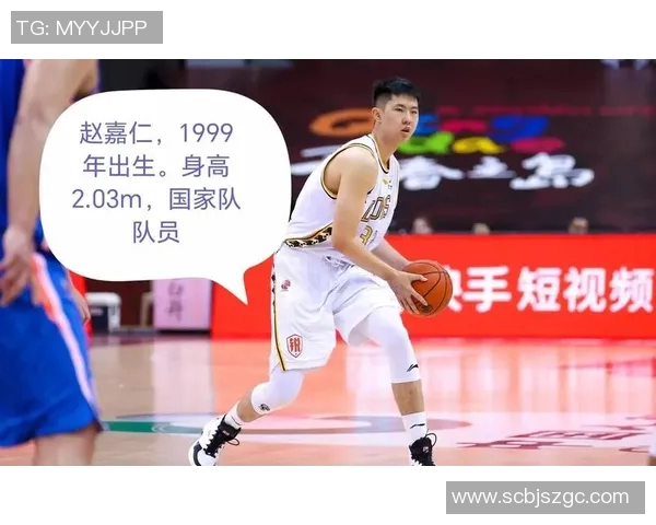 突破篮球明星的成长之路与成功背后的艰辛努力与坚持